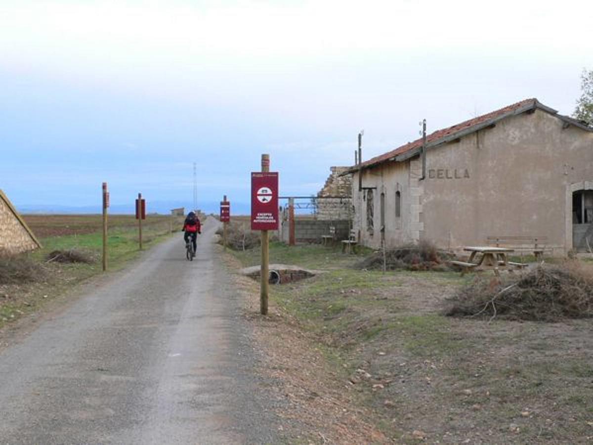 Albergue El Río Cella Exterior foto